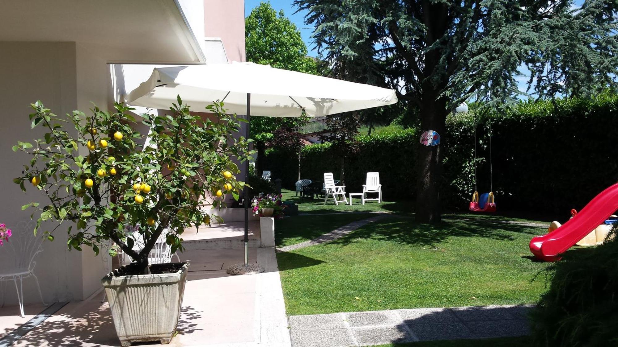 B&B Villa Bianca Sona Eksteriør bilde