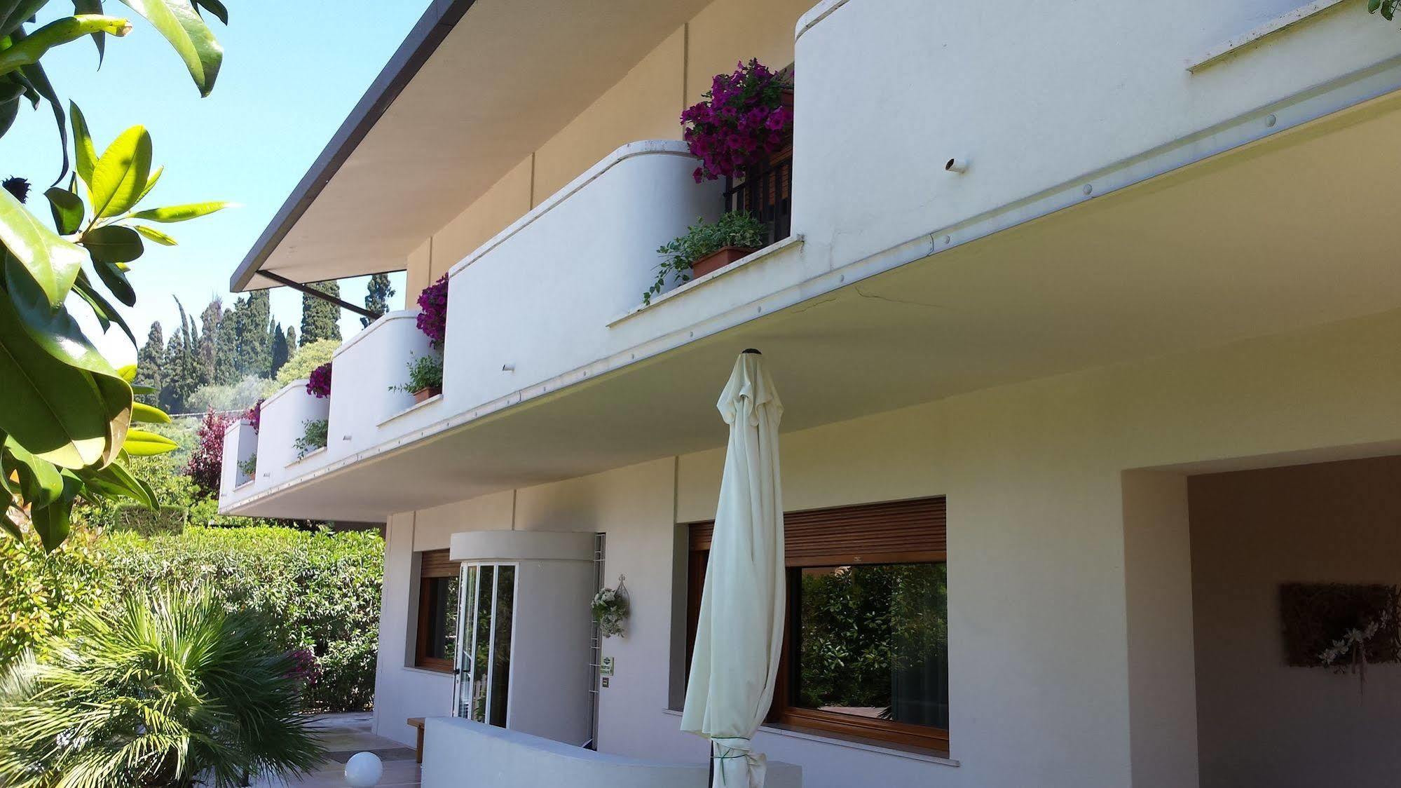 B&B Villa Bianca Sona Eksteriør bilde