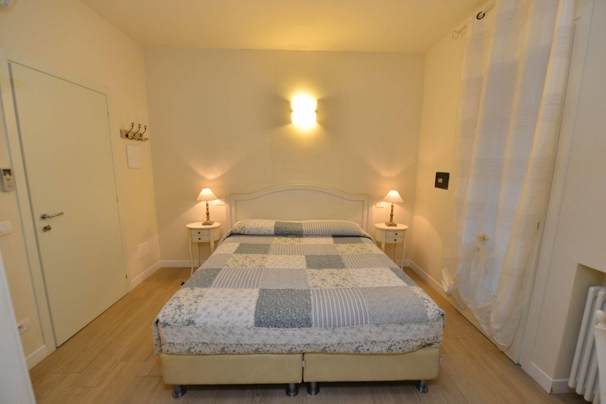 B&B Villa Bianca Sona Eksteriør bilde