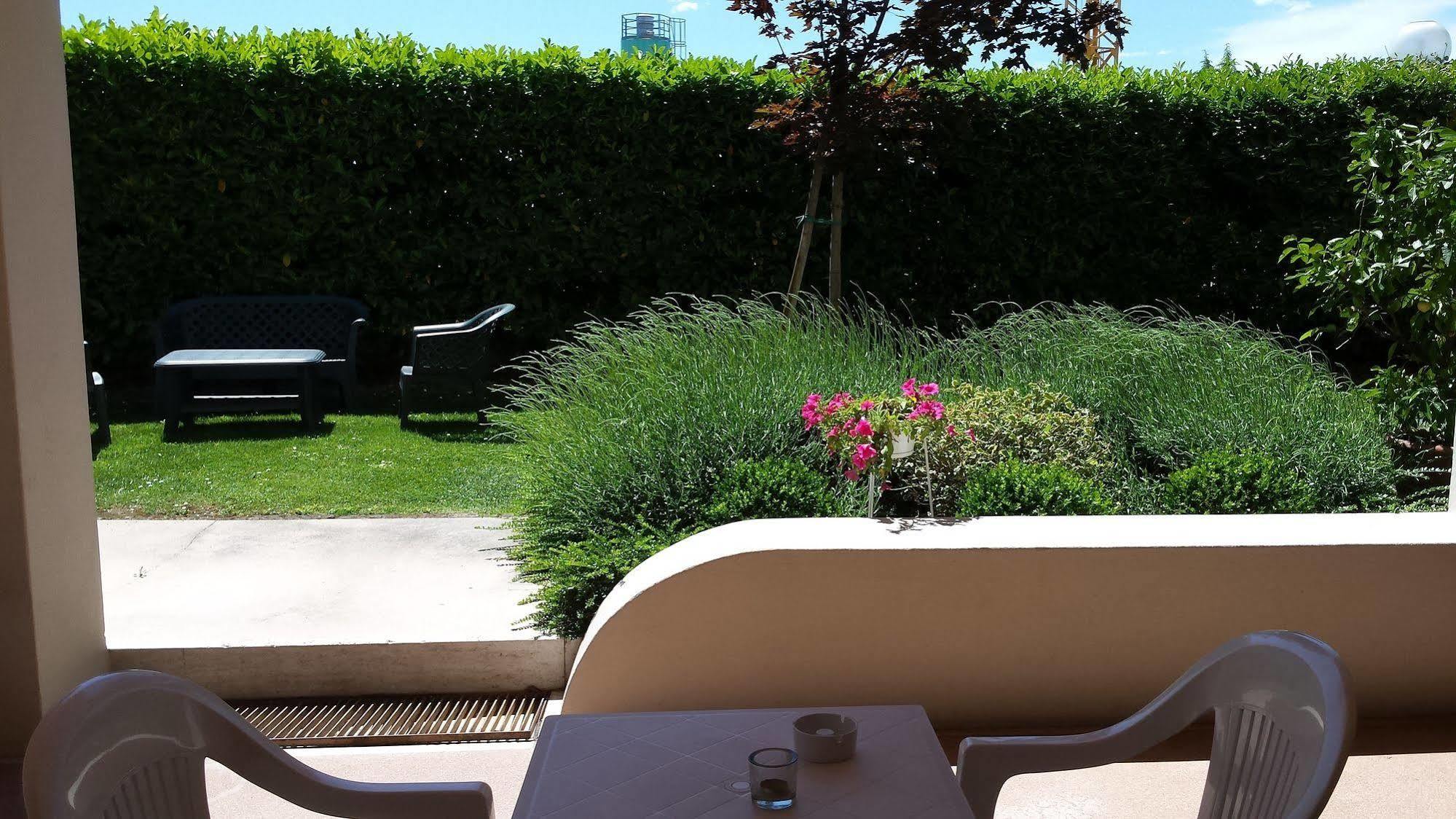 B&B Villa Bianca Sona Eksteriør bilde