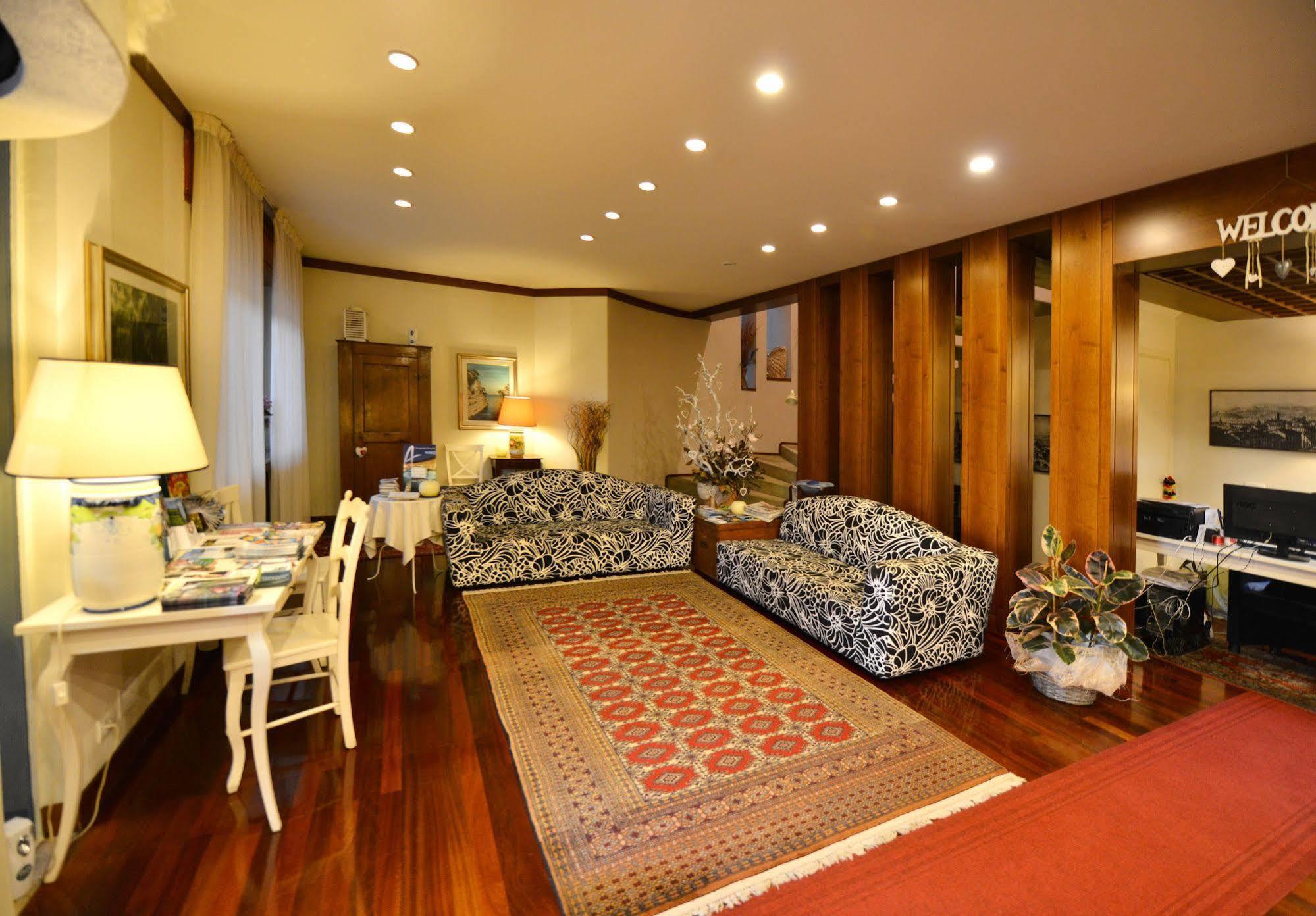 B&B Villa Bianca Sona Eksteriør bilde